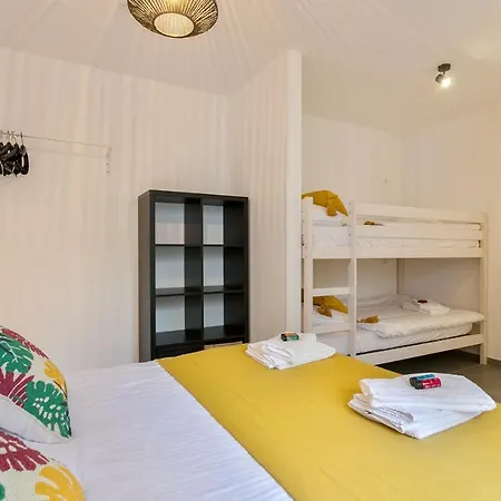 Delightful Family At Only 50 Meters From The Beach